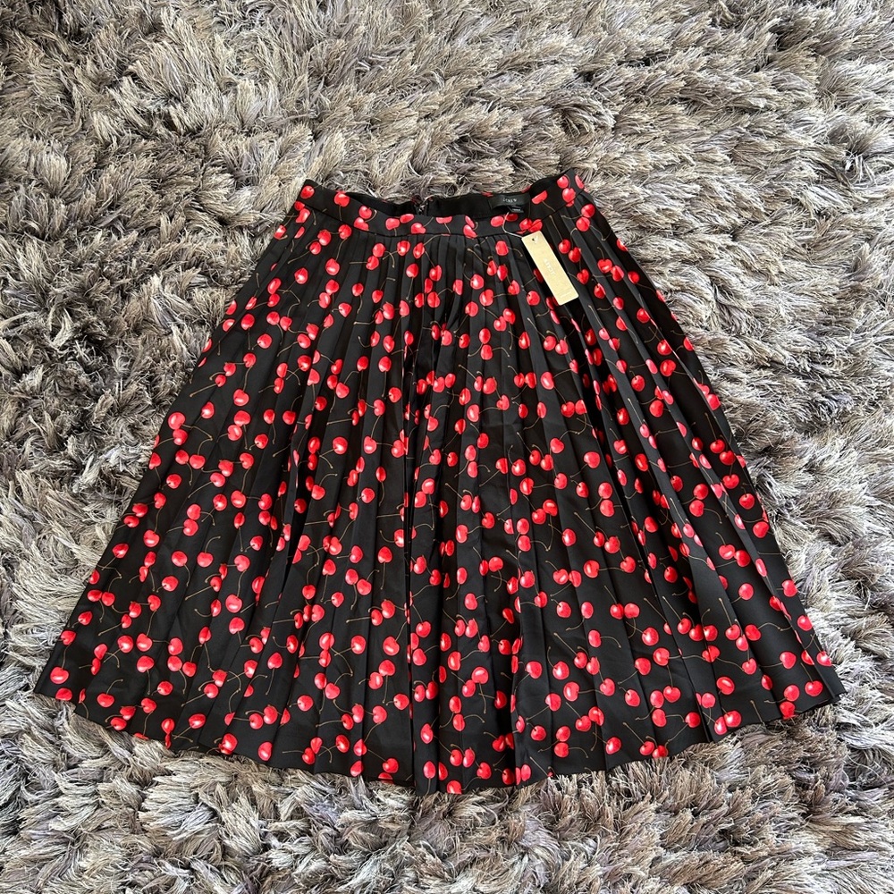 J.Crew women's cherry skirt Size 0 New